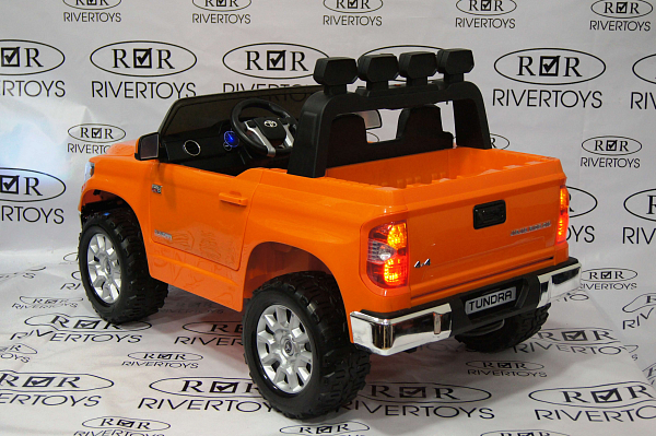 Электромобиль RiverToys Toyota Tundra mini J2266